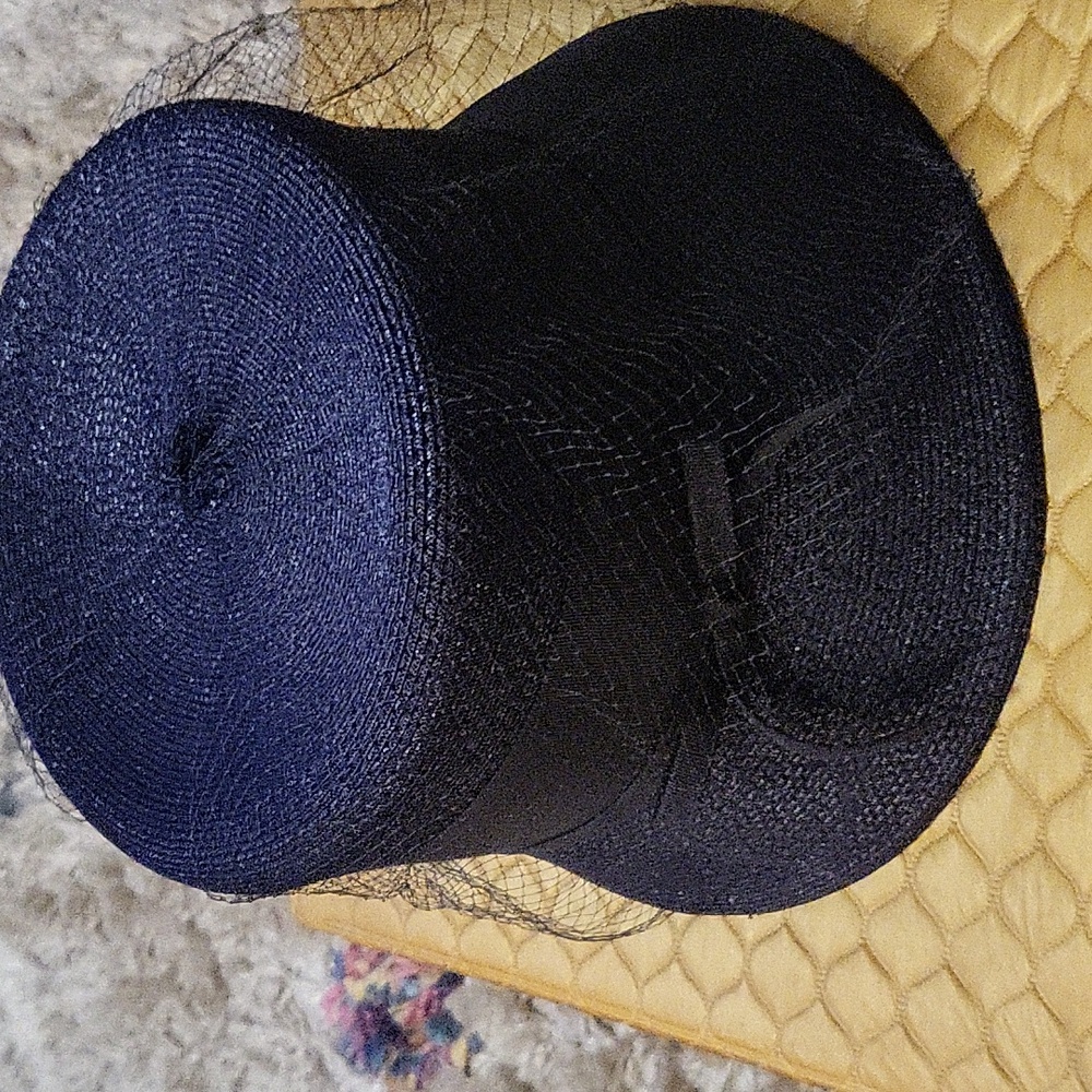 A woman church hat.